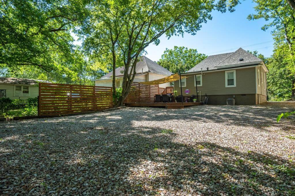 Vineyard Cottage-Pet Friendly & Walk To Oaklawn! ฮอตสปริงส์ ภายนอก รูปภาพ